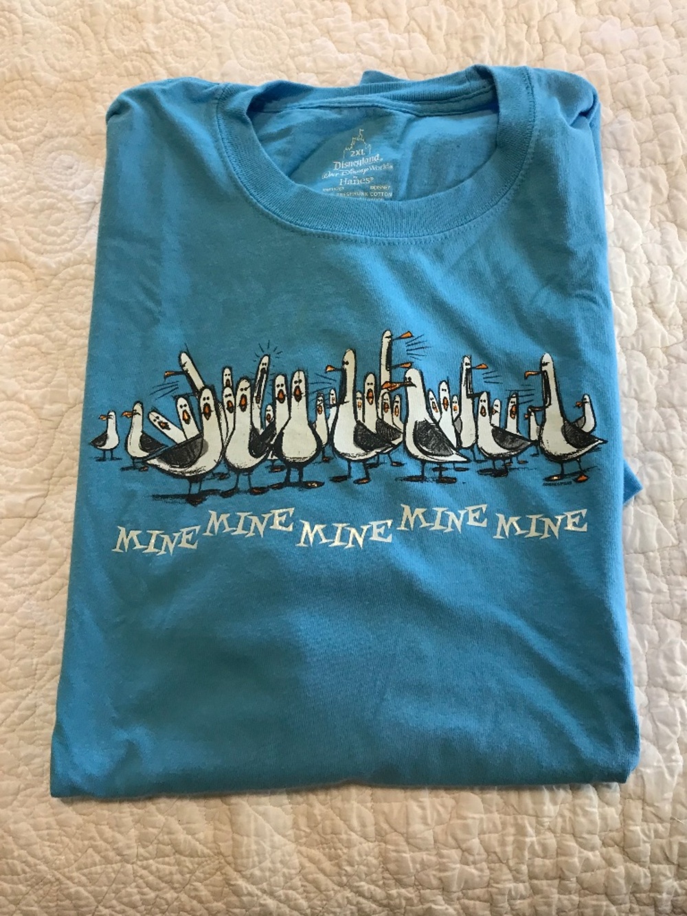Disney©️ seagulls from Finding Nemo blue short sleeve crewneck tee (2XL)